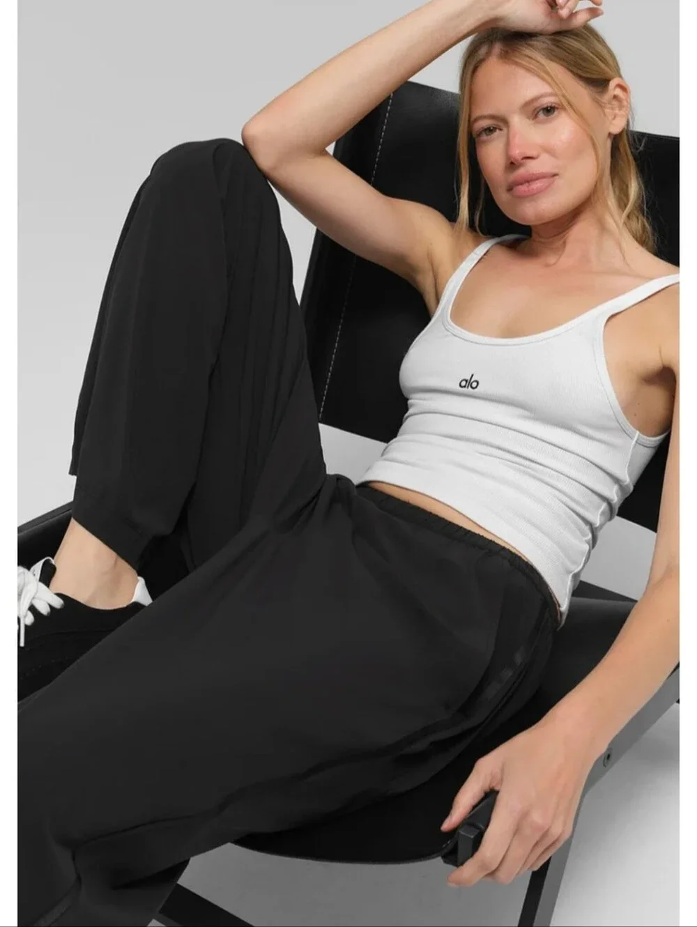 ALO BREEZY WIDE LEG PANT Large